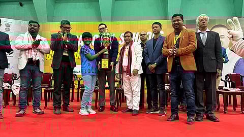 தேசிய சதுரங்க போட்டி: மாணவி சிறப்பிடம்