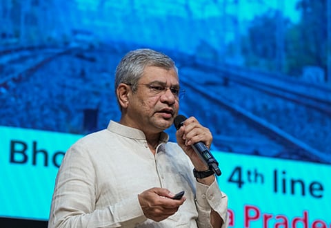 அஸ்வினி வைஷ்ணவ்