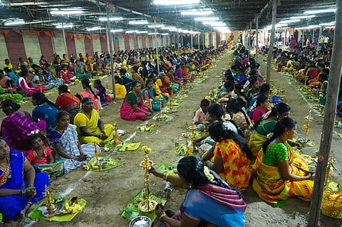 மாரியூா் சிவன் கோயிலில் தீா்த்தவாரி உத்ஸவம்