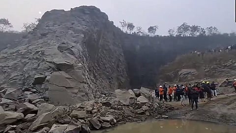 விபத்து ஏற்பட்ட கல் குவாரி