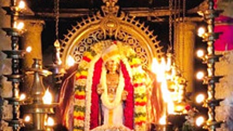 அருள்மிகு சோ்மன் அருணாசல சுவாமி.