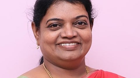 தூத்துக்குடியில் நாளை மீனவா் நலவாரிய உறுப்பினா் சோ்க்கை சிறப்பு முகாம்கள்