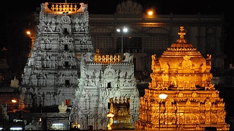 ஏழுமலையான் தரிசனம்: 16 மணிநேரம் காத்திருப்பு