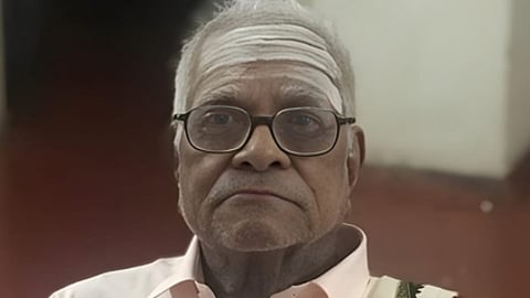 ராஜகோபாலன்.