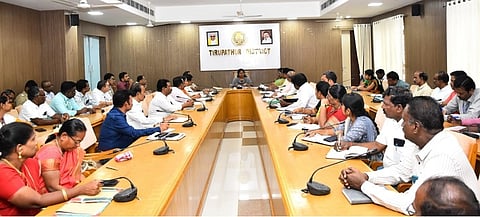 குடியரசு தின விழா முன்னேற்பாடுகள் ஆய்வுக் கூட்டம்