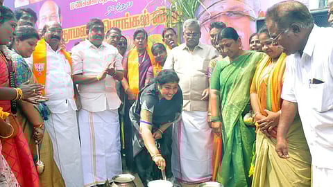 தாமரை பொங்கல் விழாவில் பங்கேற்ற பாஜக எம்.பி. புரந்தேஸ்வரி