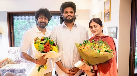 சிவகார்த்திகேயன், சுதா கொங்குரா, தயாரிப்பாளர் ஆகாஷ் பாஸ்கரன்