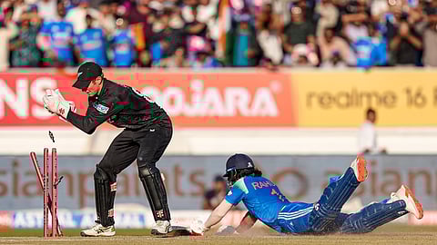 2-வது ஒருநாள் ஆட்டம்: நியூஸிலாந்திடம் வீழ்ந்தது இந்தியா!