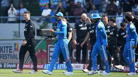 ஒருநாள் தொடரை வெல்லும் முனைப்பில் இந்தியா பேட்டிங்.. நிதிஷ் குமார் ரெட்டி சேர்ப்பு!