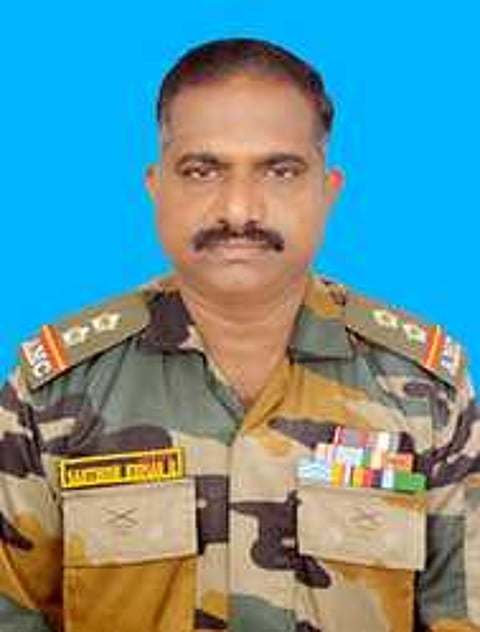 பொங்கல் விடுமுறையில் ஊருக்கு
வரும் வழியில் ராணுவ வீரா் உயிரிழப்பு