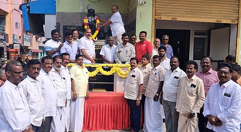 அரக்கோணம், சோளிங்கா், ஆற்காட்டில் திருவள்ளுவா் தின விழா