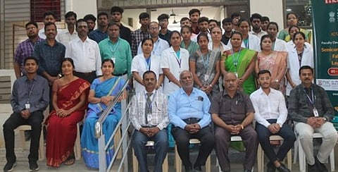 ஒசூா் பி.எம்.சி. டெக் பாலிடெக்னிக்
கல்லூரியில் ஆசிரியா் மேம்பாட்டுப் பயிற்சி