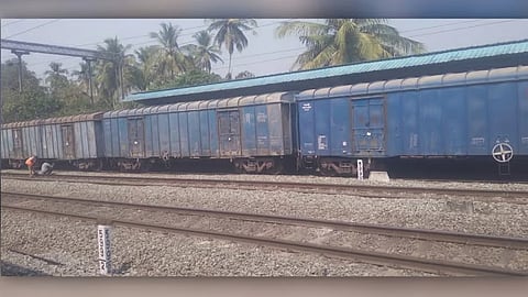 பாலக்காட்டில் சரக்கு ரயில் தடம்புரண்டு விபத்து: பயணிகள் ரயில்கள் தாமதம்