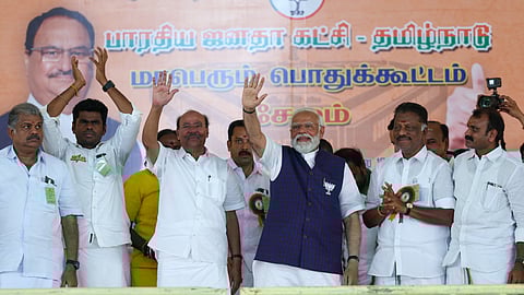 தேசிய ஜனநாயகக் கூட்டணியினர்...