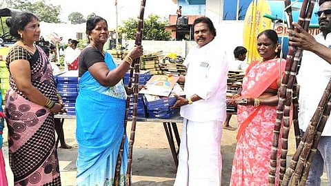 கொளத்தூரில் நல உதவிகள் அளிப்பு!