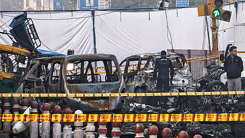 தற்கொலை பயங்கரவாதியாக மாறவிருந்த இளைஞரைக் காப்பாற்றிய விவசாயம்! தில்லி கார்வெடிப்பில் புதிய தகவல்கள்!!