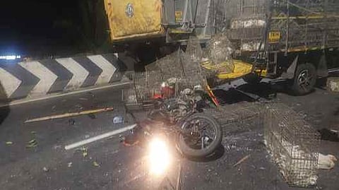 விபத்தில் சிக்கிய வாகனங்கள்