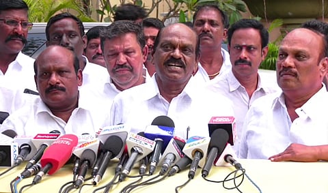 திமுகவில் இணைந்த முன்னாள் அமைச்சர் வைத்திலிங்கம்