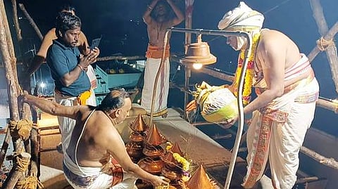 மதுரமங்கலம் வைகுண்ட பெருமாள், எம்பாா் சுவாமி கோயில் கும்பாபிஷேகம்