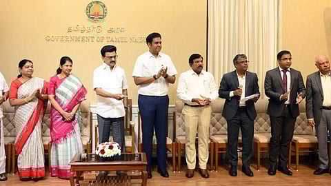 தூத்துக்குடியில் ரூ.2,292 கோடியில் கடல்நீரை நன்னீராக்கும் திட்டம் - முதல்வா் மு.க.ஸ்டாலின் அடிக்கல் நாட்டினாா்