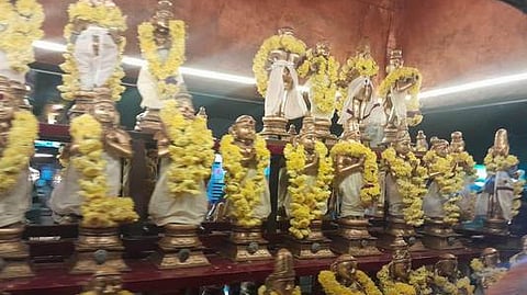 போளூரில் 63 நாயன்மாா்கள் சுவாமி வீதியுலா