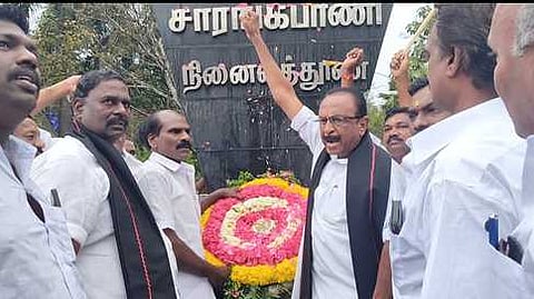 மொழிபோா் தியாகிகள் நினைவு
ஸ்தூபியில் வைகோ வீரவணக்கம்
