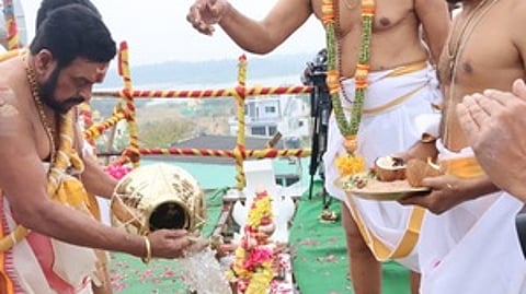 சிப்காட் ஸ்ரீநவசபரி ஐயப்பன் கோயிலில் நடைபெற்ற மகா குகம்பாபிஷேகம்