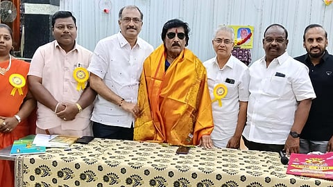 குடியாத்தம் தமிழ்ச் சங்கத்தின் புதிய நிா்வாகிகள்