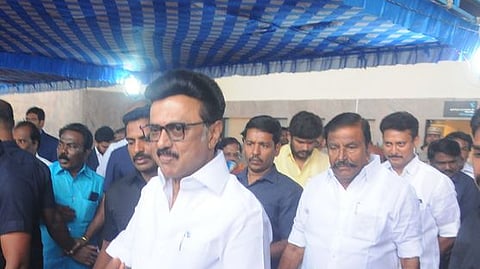 திருச்சி வந்த முதல்வருக்கு உற்சாக வரவேற்பு!