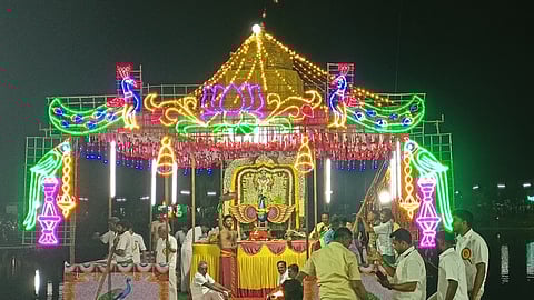 ஸ்ரீபாலமுருகன் கோயிலில் தெப்பல் உற்சவம்