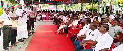 அண்ணாமலைப் பல்கலை. ஆசிரியா்கள், ஓய்வூதியா்களின்
கோரிக்கைகளை அரசு நிறைவேற்ற வேண்டும்:
கே.பாலகிருஷ்ணன் வலியுறுத்தல்