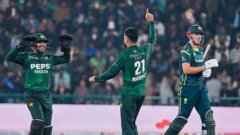 முதல் டி20யில் ஆஸ்திரேலிய அணிக்கு அதிர்ச்சி வைத்தியம் அளித்த பாகிஸ்தான்!