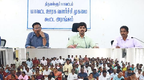 கூட்டத்தில் பேசிய ஆட்சியா் மு. பிரதாப்.