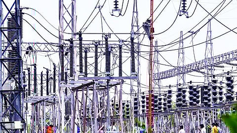 இன்றைய மின் தடை-குன்னத்தூா், வேலம்பாளையம், குறிச்சி!