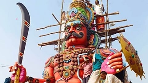 பிரம்மபுரம் ஸ்ரீமகாமுனீஸ்வரன் கோயிலில் நடைபெற்ற கும்பாபிஷேகம்.