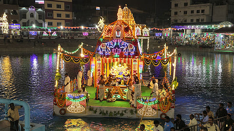 திருப்பதி கோவிந்தராஜ சுவாமி தெப்போற்சவம் நிறைவு