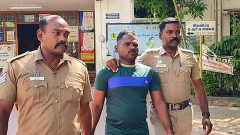 கைது செய்யப்பட்ட ஆன்றோ சஜின்.