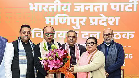 மணிப்பூர் முதல்வராகும் கேம்சந்த் சிங்கை வாழ்த்தும் அம்மாநில பாஜக தலைவர்