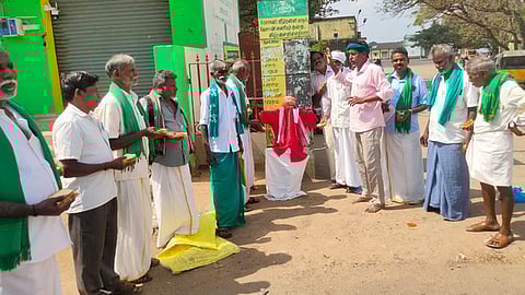 மாநில அரசும் விவசாயிகளுக்கு மானியம் வழங்க வேண்டும்