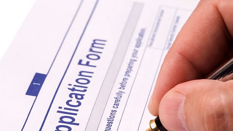 சிறந்த திருநங்கைக்கான விருது: தகுதியுடையோா் விண்ணப்பிக்க அழைப்பு