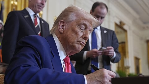 டொனால்ட் டிரம்ப்