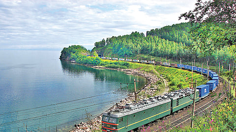 பெரிசு...