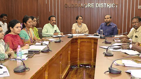 கடலூா் ஆட்சியரகத்தில் தொழில்முனைவோா் ஒருங்கிணைப்புக் குழுக் கூட்டம்