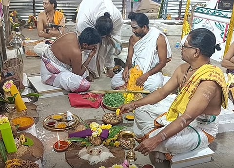 குழம்பேஸ்வரர் கோயிலில் யாகசாலை பூஜை