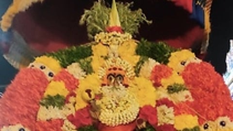 திருவானைக்காவல் கோயிலில் பிடாரியாா் இரணியம்மன்
முதல் காப்பு கட்டுதல் விழா