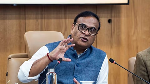 அஸ்ஸாம் முதல்வரின் விடியோ சா்ச்சை! இடதுசாரி தலைவா்கள் மனுவை விசாரணைக்கு ஏற்றது உச்சநீதிமன்றம்!