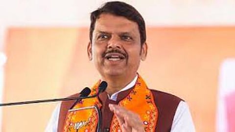 மகாராஷ்டிர முதல்வா் தேவேந்திர ஃபட்னவீஸ்