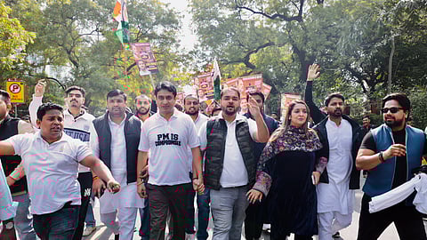 மத்திய அரசுக்கு எதிராக இளைஞா் காங்கிரஸ் போராட்டம்