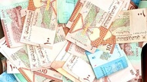 திருச்செந்தூா் கோயில் உண்டியல் எண்ணும் பணியினை பாா்வையிட்ட தக்காா் ரா. அருள்முருகன்.