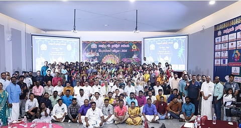 இந்தோனேசியா பாத்தாம் தீவில் தமிழ்ச் சங்கம் சார்பில் தமிழ்நாட்டவர் பங்கேற்புடன் தமிழர் பண்பாடு, பாரம்பரியத்தை வெளிப்படுத்தும் பொங்கல் விழா பங்கேற்றோர்.